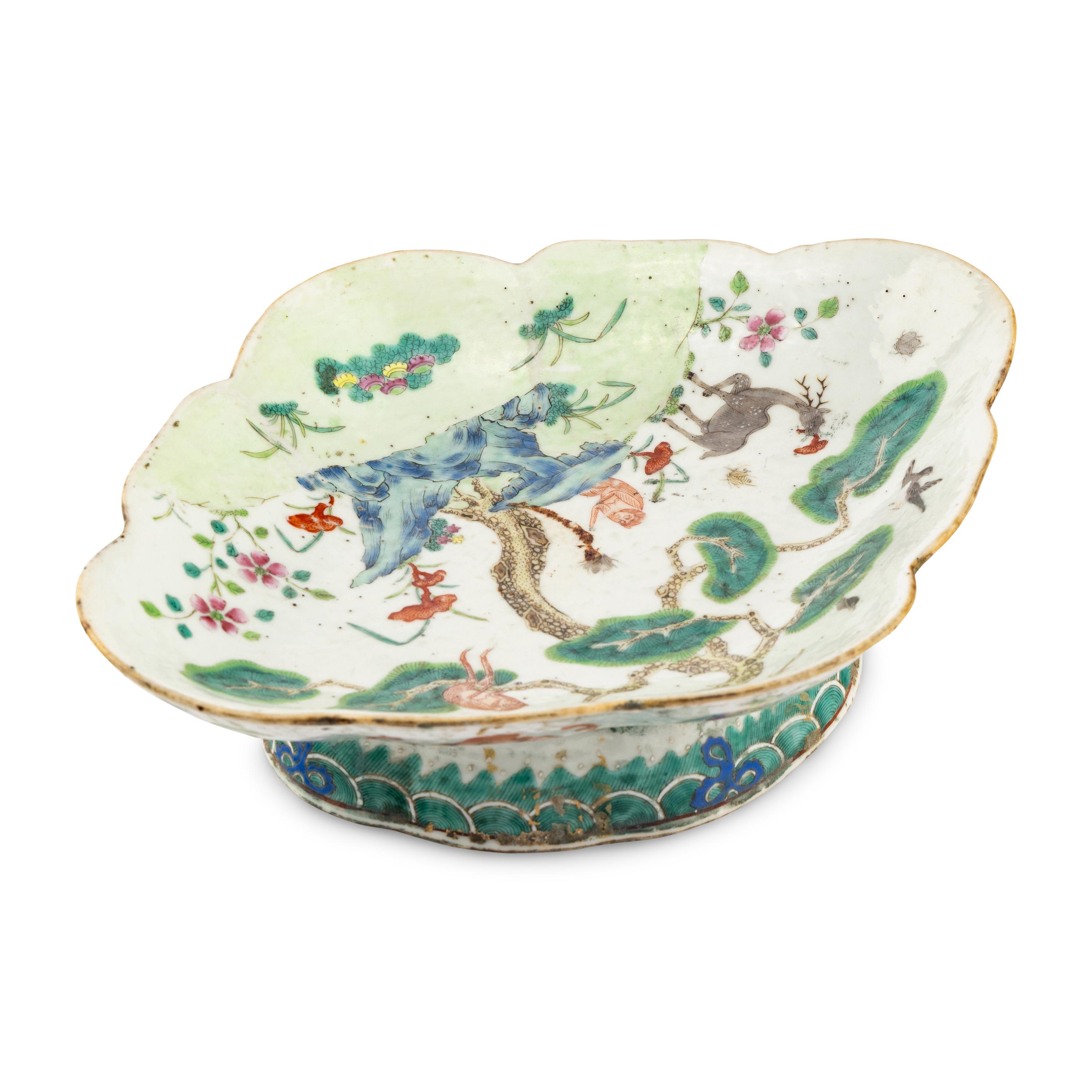 A Chinese Famille Rose Porcelain Quatrefoil Offering Dish