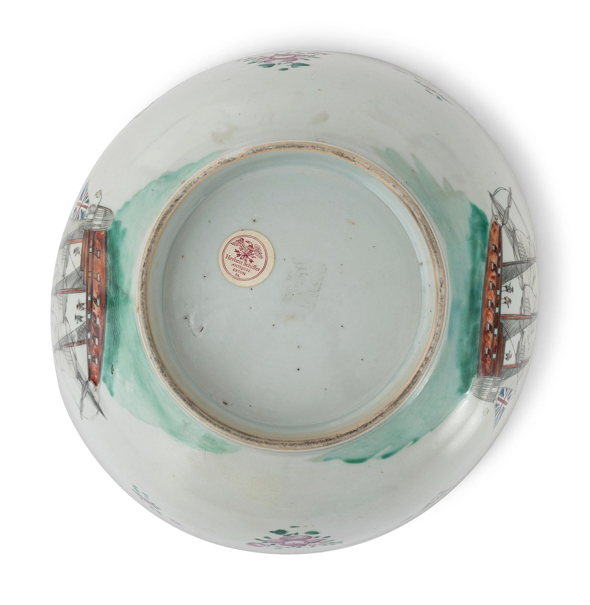 A Chinese Export Porcelain Center Bowl