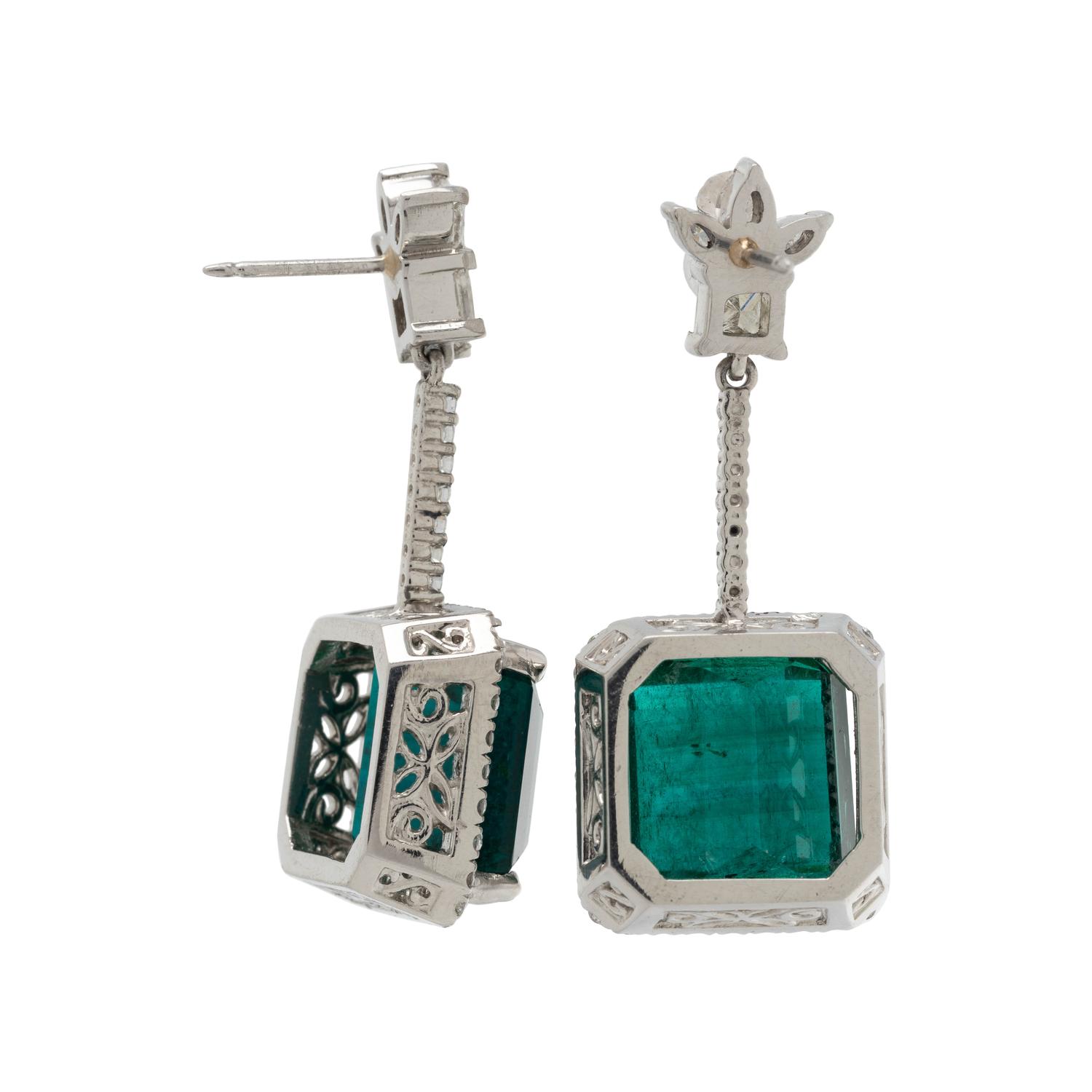 EMERALD AND DIAMOND EARRINGS