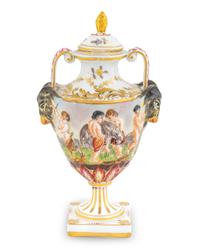 A Capodimonte Porcelain Small Vase and Cover — EARLY 20TH CENTURY