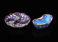 A Canton enamel sectioned dish and a water coupe, Qing to early Republic period 銅胎畫琺瑯小碟兩件 清至民國初