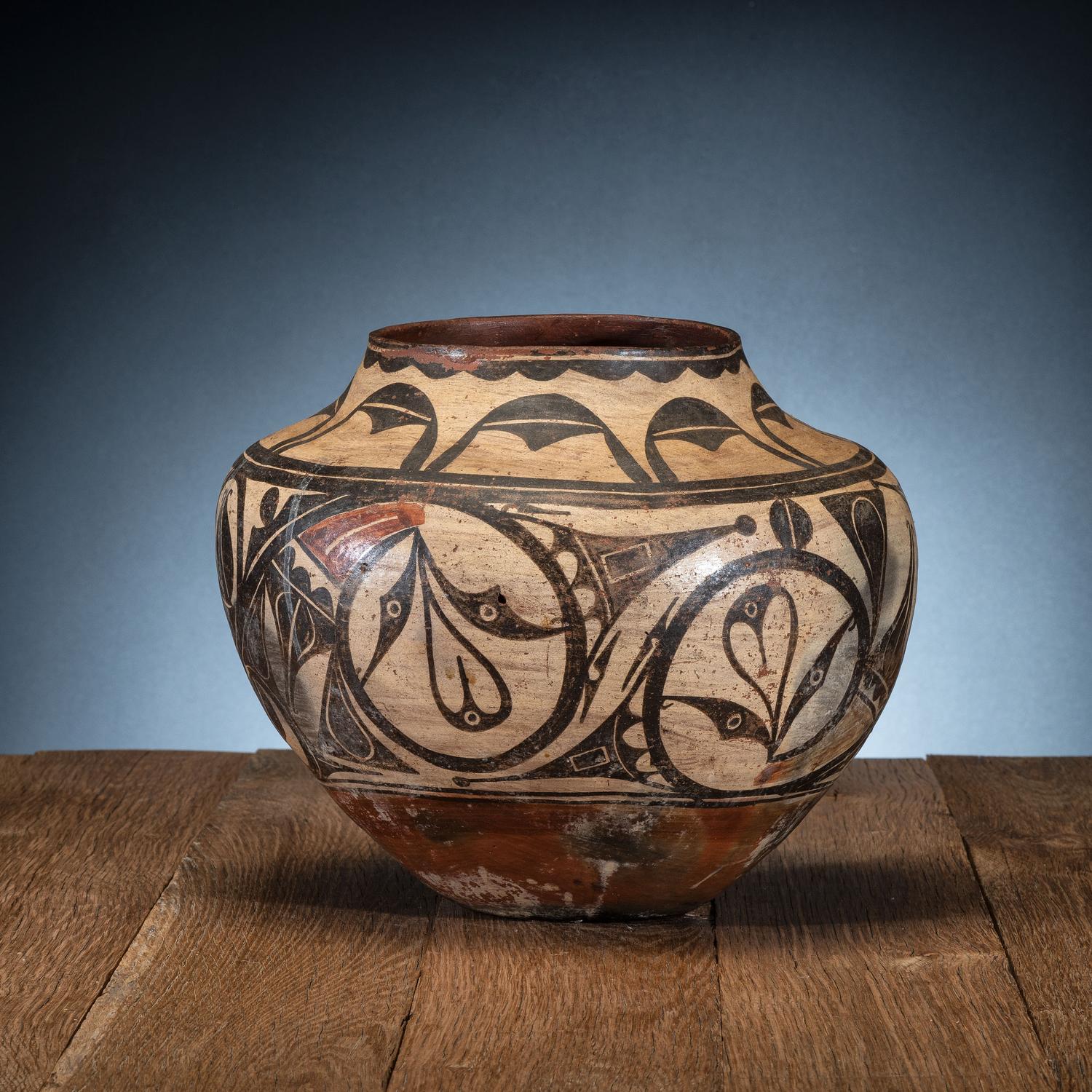 Zia Polychrome Pottery Jar, with Trios Design