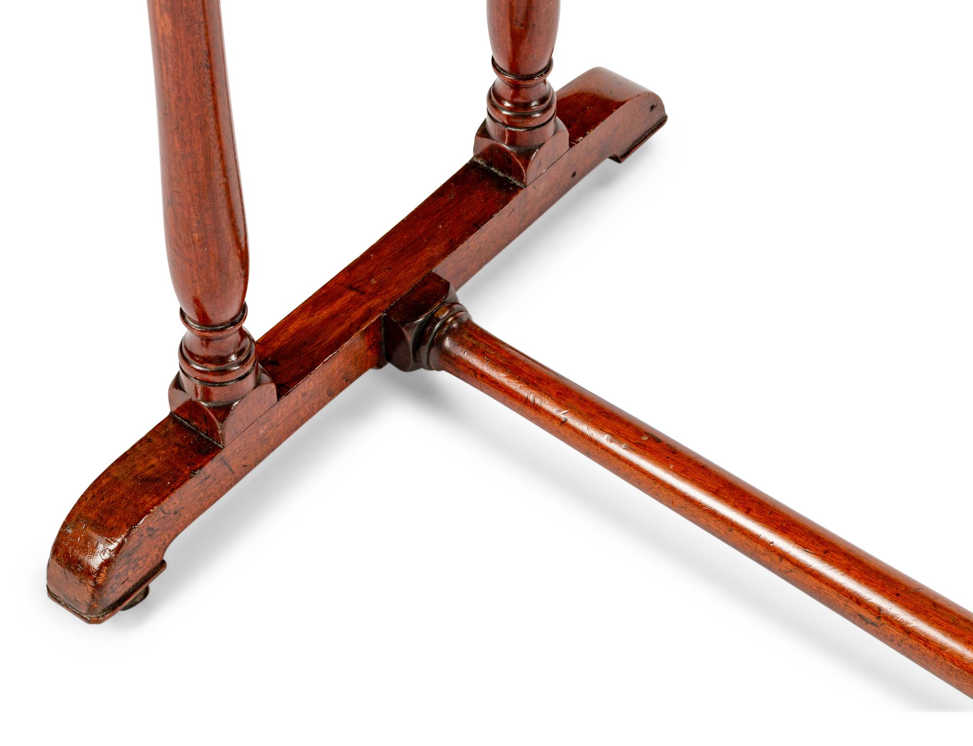 An English Brass-Mounted Mahogany Kidney-Shaped Reading Table — 19TH CENTURY