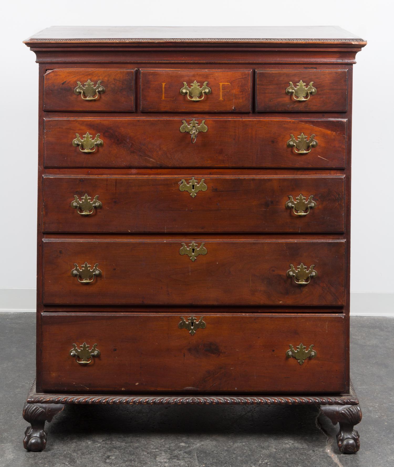 An American Mahogany Chest of Drawers Height 51 x width 41 1/2 x depth 22 inches. — LATE 19TH/EARLY 20TH CENTURY