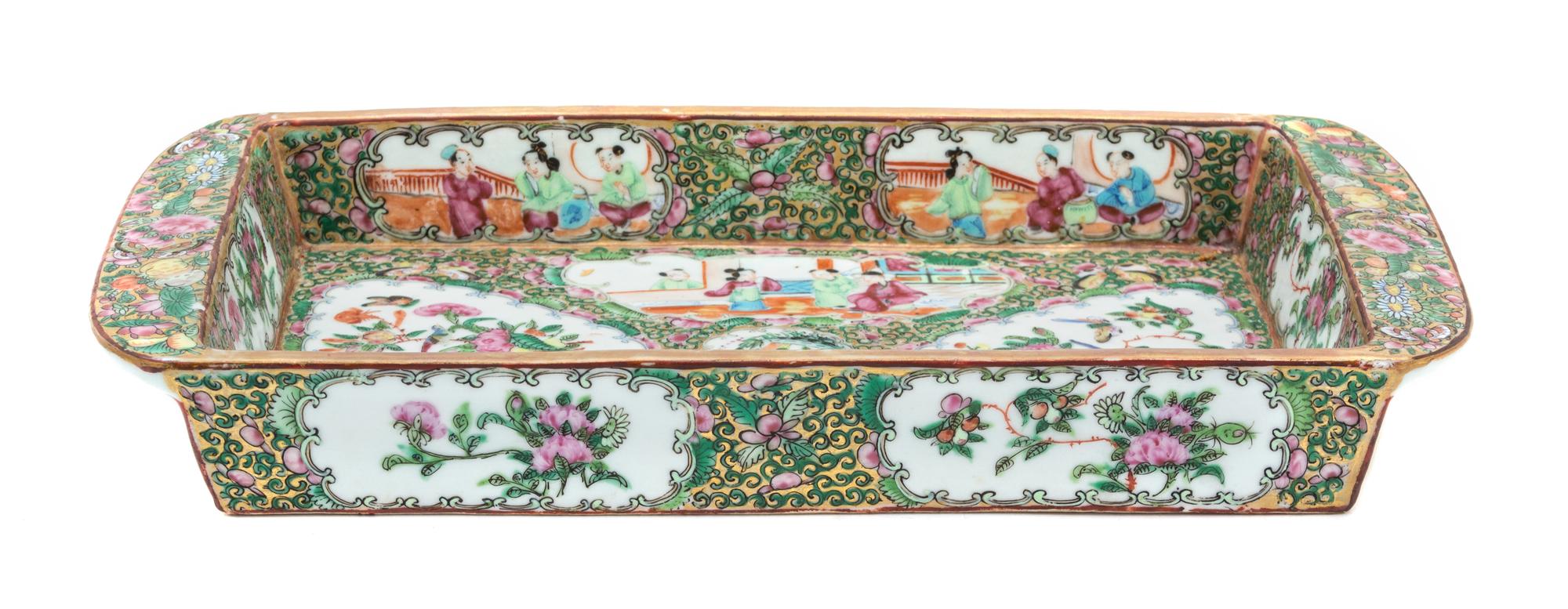 A Chinese Export Porcelain Rose Medallion Rectangular Deep Dish Height 13 1/2 x width 7 x depth 7 inches. — 19TH CENTURY