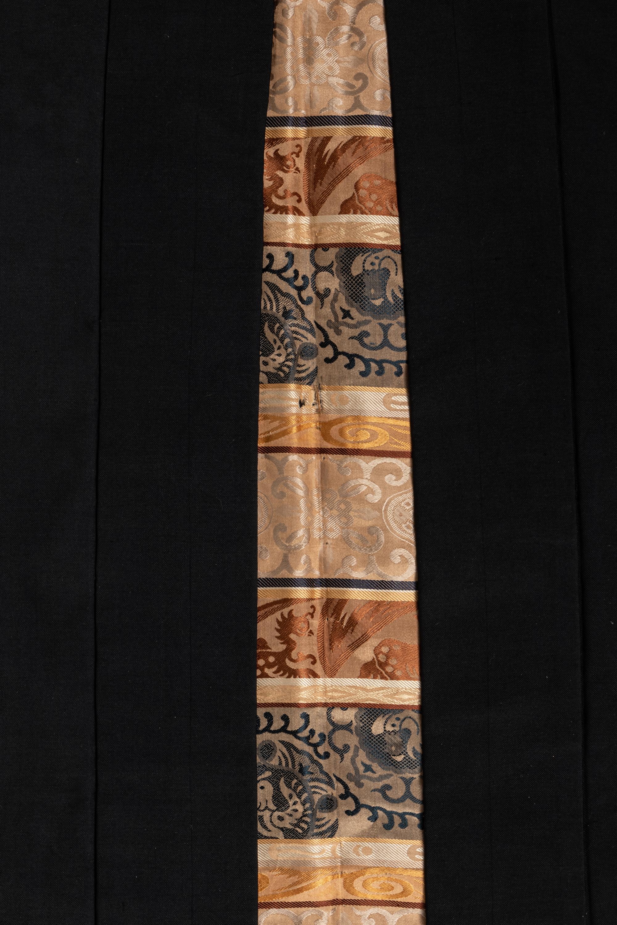 A Japanese Silk Men's Kimono