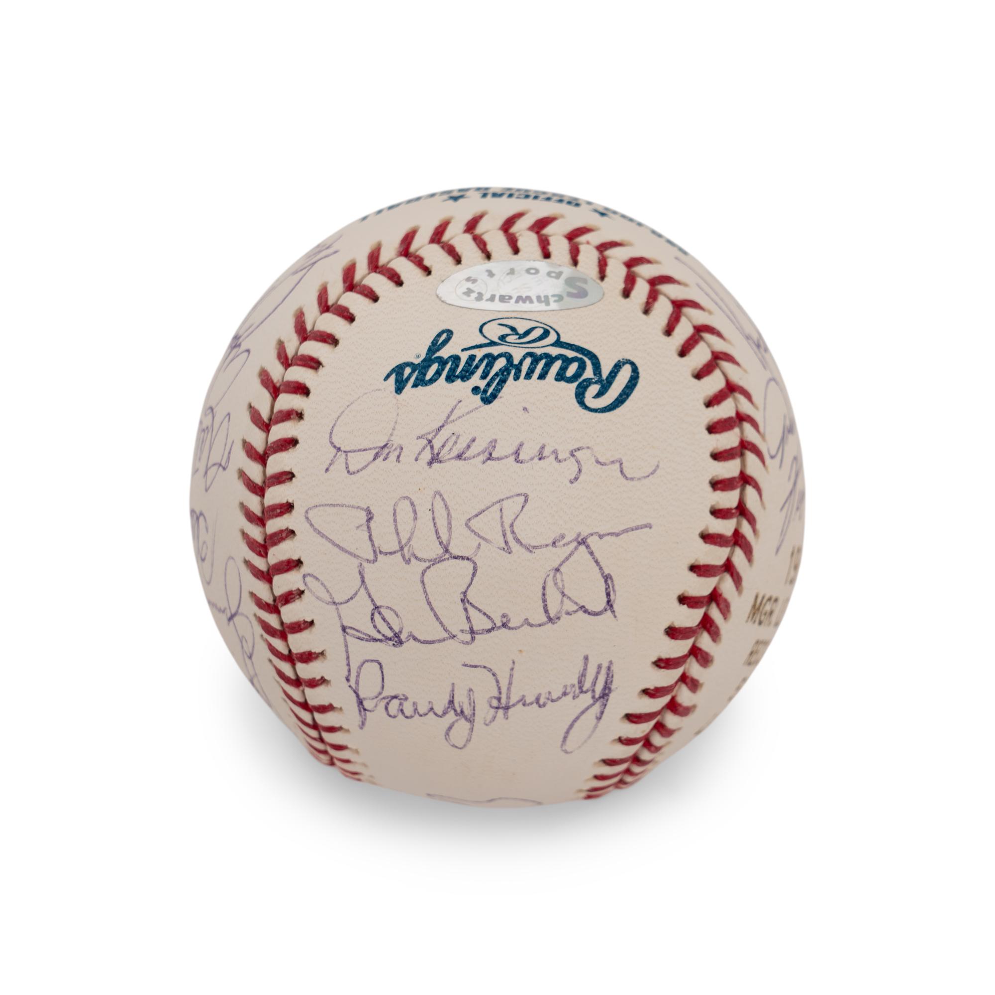A 1969 Chicago Cubs Team Signed Autograph Baseball - 17 Signatures (Beckett Authentication Services)