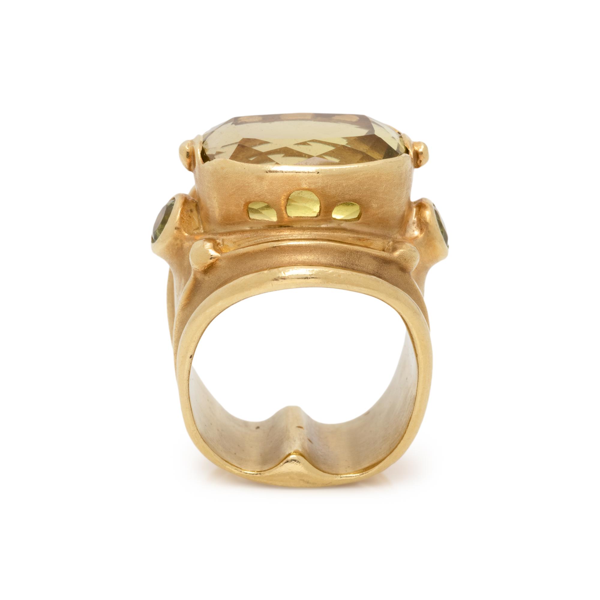 EVE ALFILLÉ, YELLOW GOLD AND GEMSTONE RING