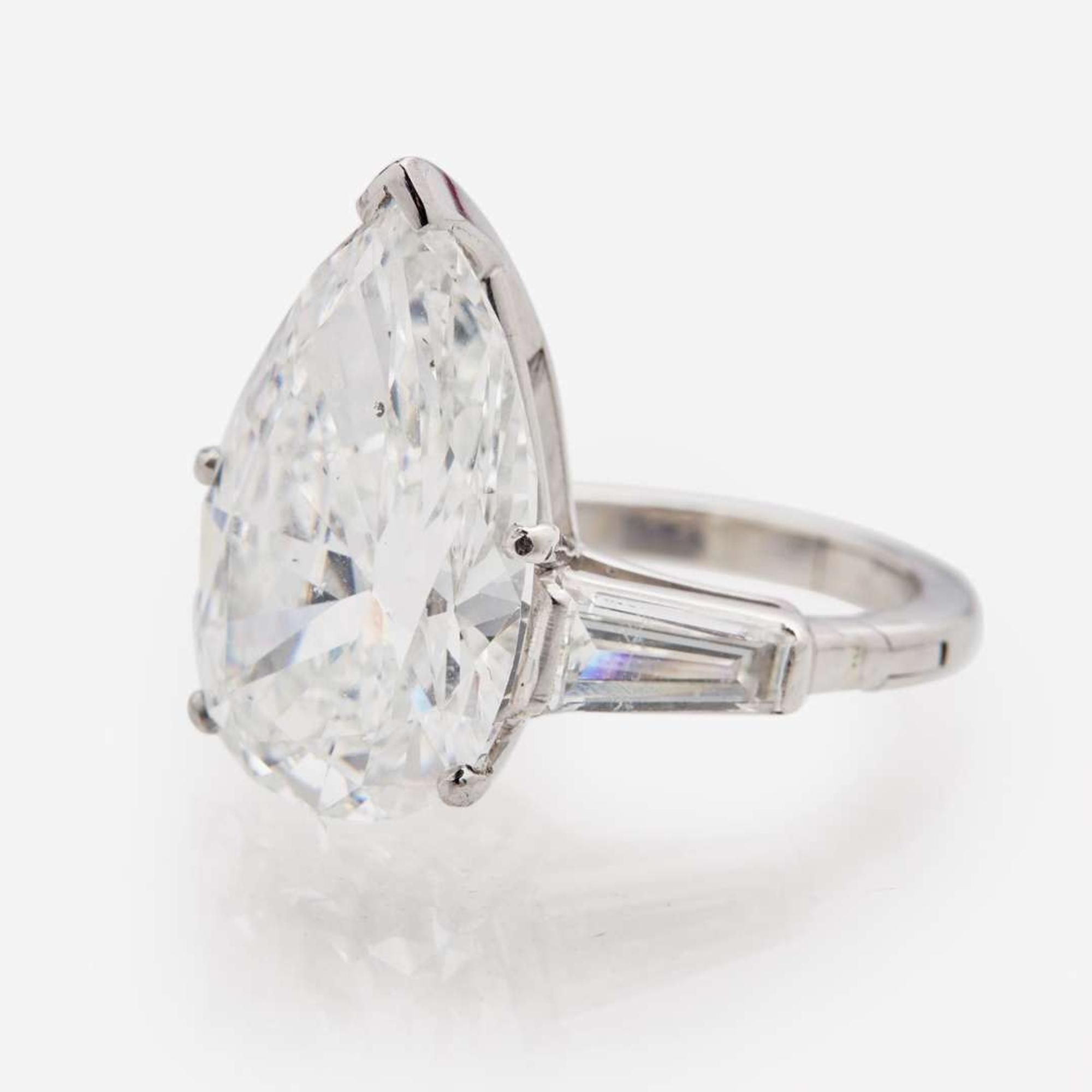 A Platinum and Diamond Ring Pear Shape 9.45 Carats, GIA Certified