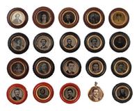 [EARLY PHOTOGRAPHY]. A group of 17 brown, black, and red "oreo" Union cases.