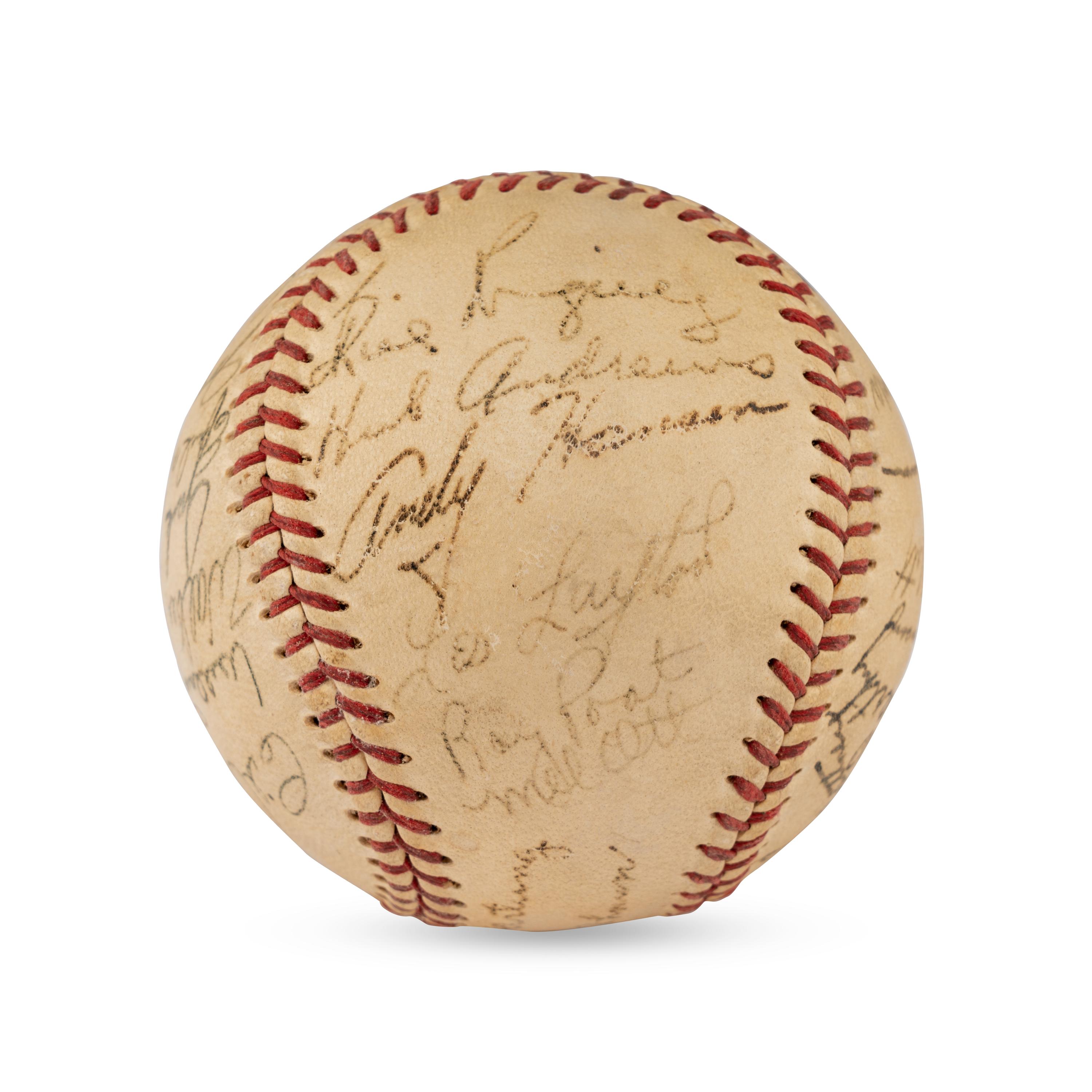 A 1948 New York Giants Team Signed Autograph Baseball
