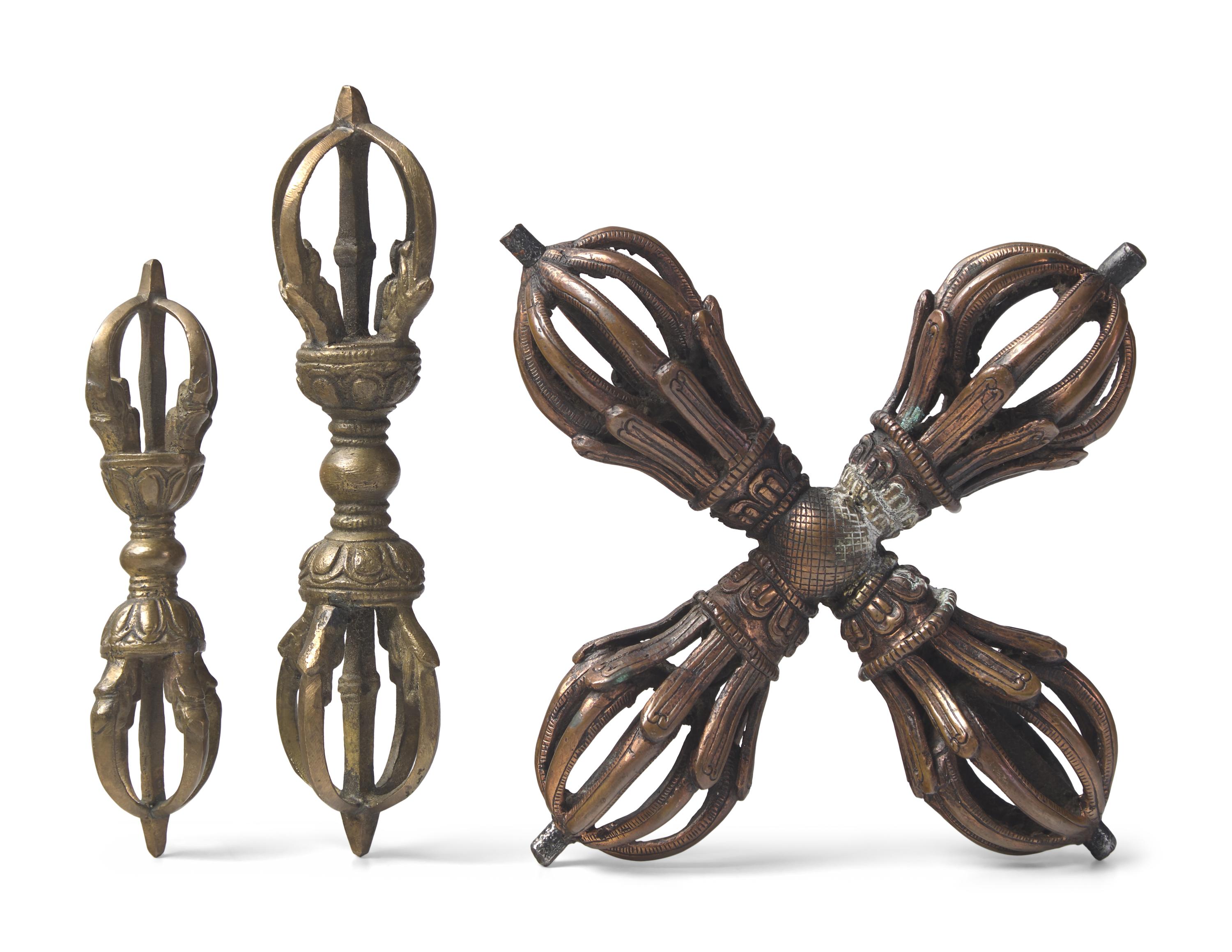 Three Tibetan Metal Vajra, 19th-Early 20th Century 十九-二十世紀 金剛杵三件