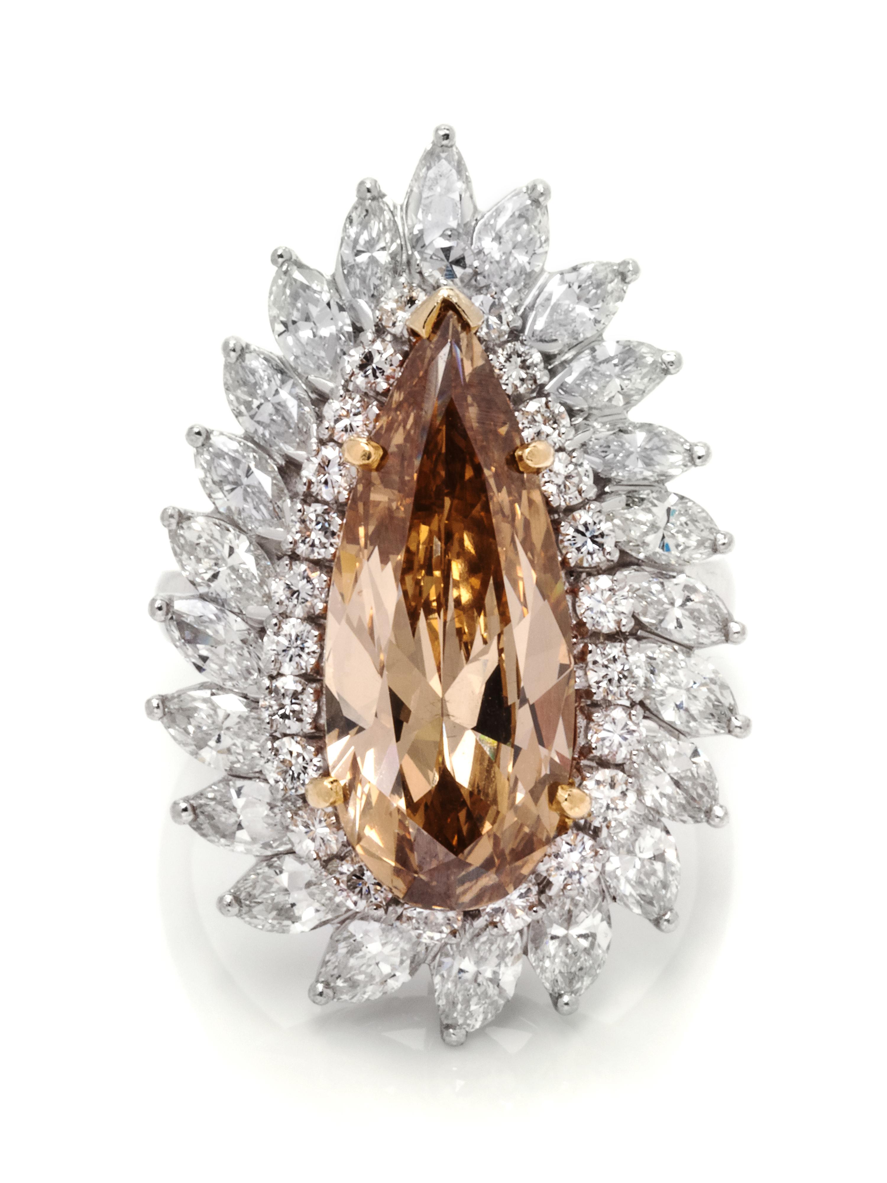 FANCY BROWN-YELLOW DIAMOND AND DIAMOND RING-DANT