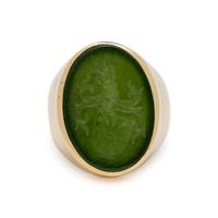 YELLOW GOLD AND NEPHRITE INTAGLIO RING