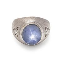 WHITE GOLD, STAR SAPPHIRE AND DIAMOND RING