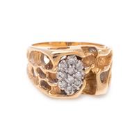 YELLOW GOLD AND DIAMOND RING