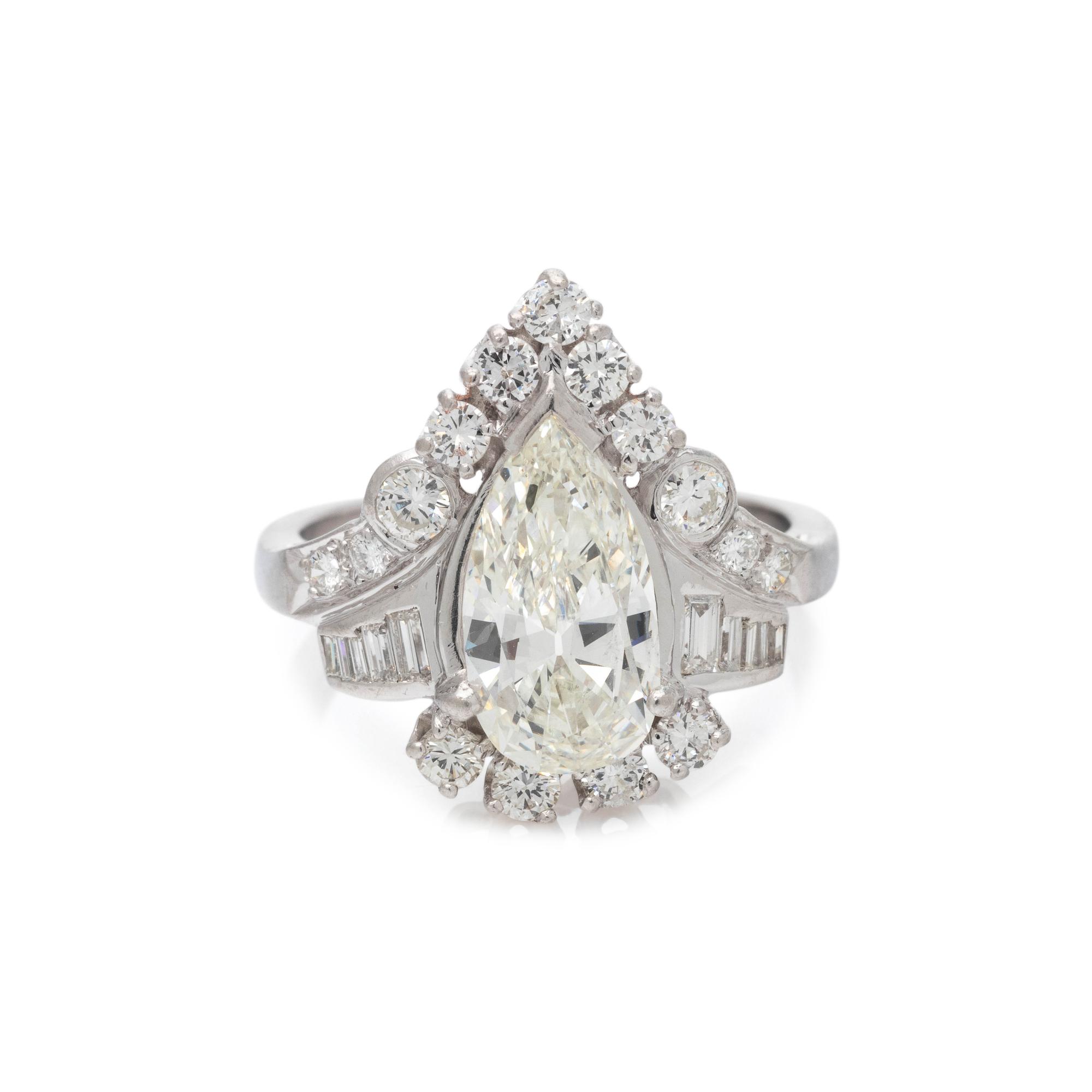 DIAMOND RING