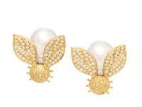 YELLOW GOLD, DIAMOND, AND CULTURED PEARL BEE EARRINGS