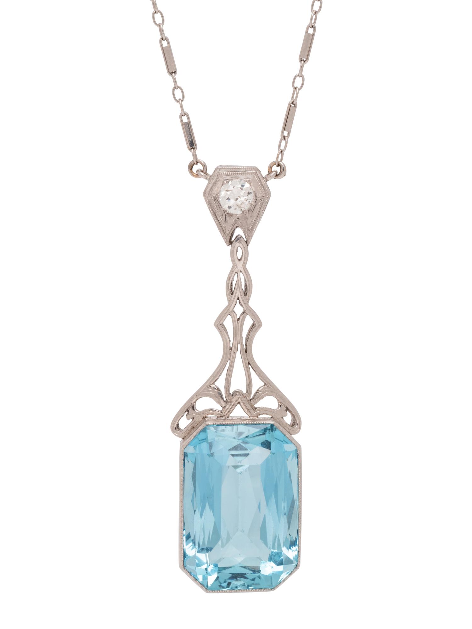 ANTIQUE, AQUAMARINE AND DIAMOND NECKLACE