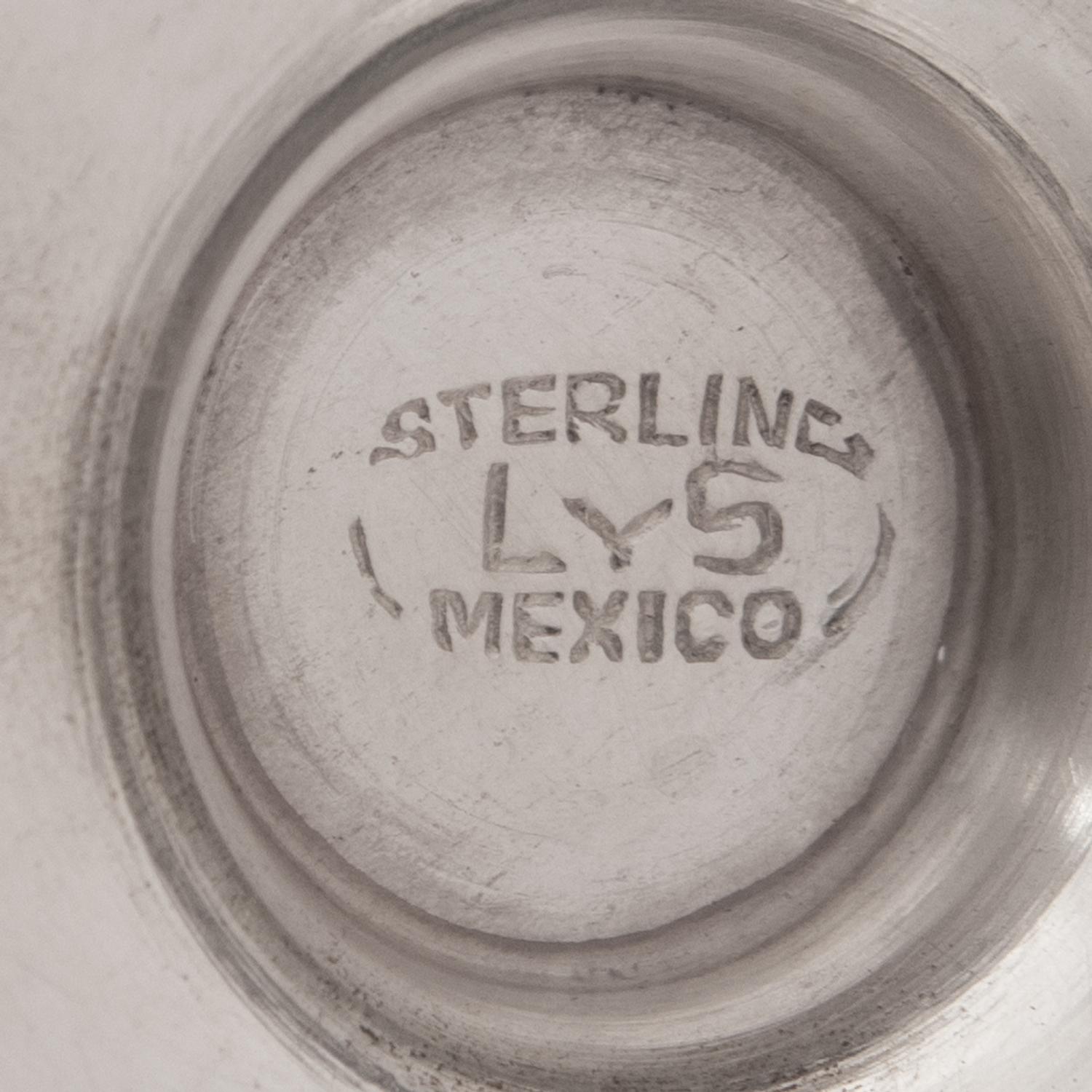 A Set of Sixteen Mexican Silver Sorbet Dishes