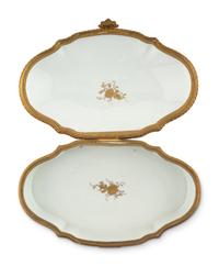 A Sèvres Gilt-Decorated White Porcelain Box