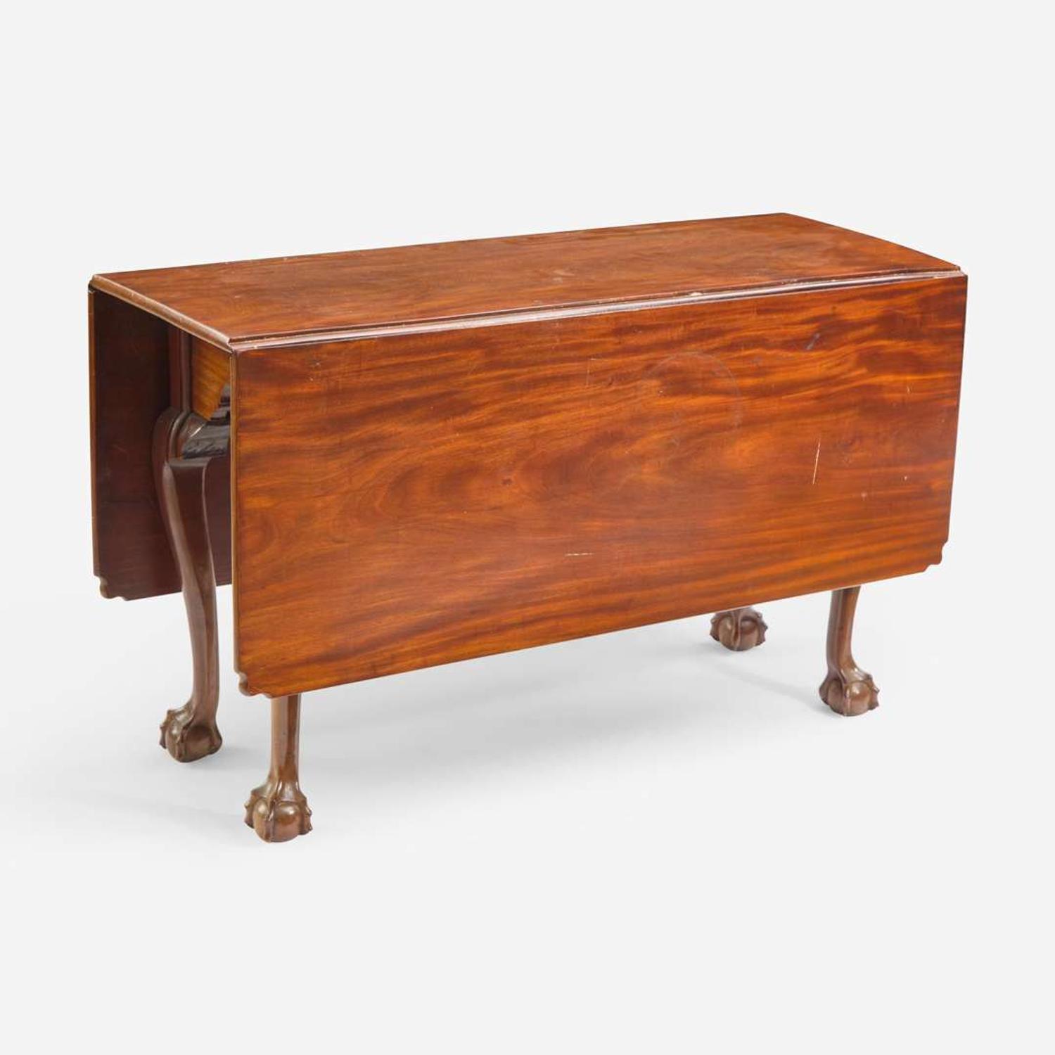 A Chippendale carved mahogany drop-leaf table Probably Philadelphia, PA, circa 1770