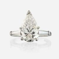 A diamond solitaire