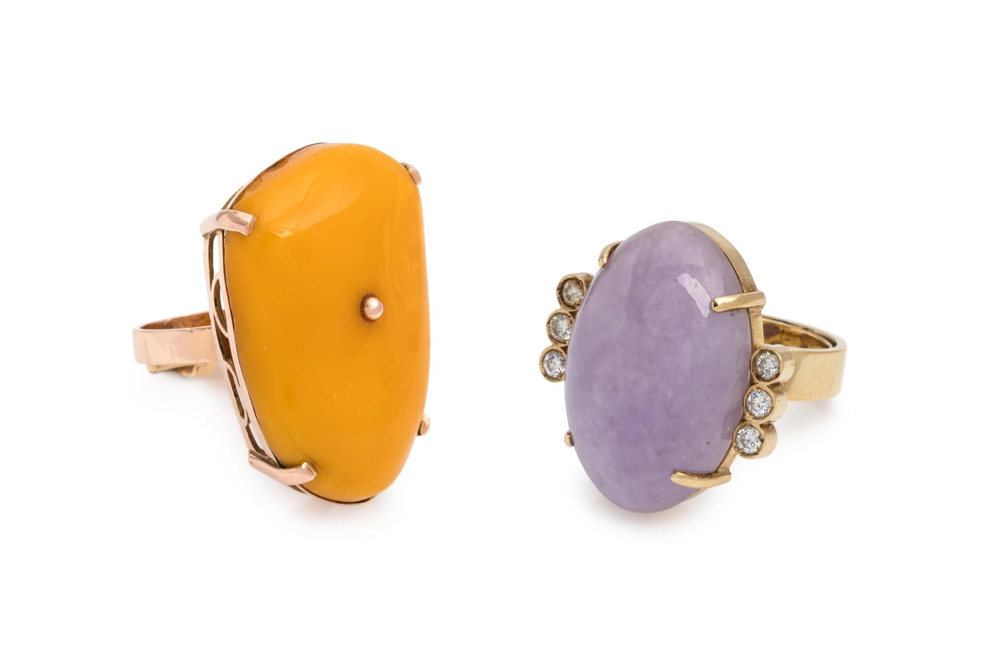 COLLECTION OF GOLD AND GEMSTONE RINGS