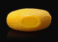 A Chinese yellow glass "basket weave" snuff bottle, Qing dynasty 柳斗紋黃琉璃鼻煙壺 清