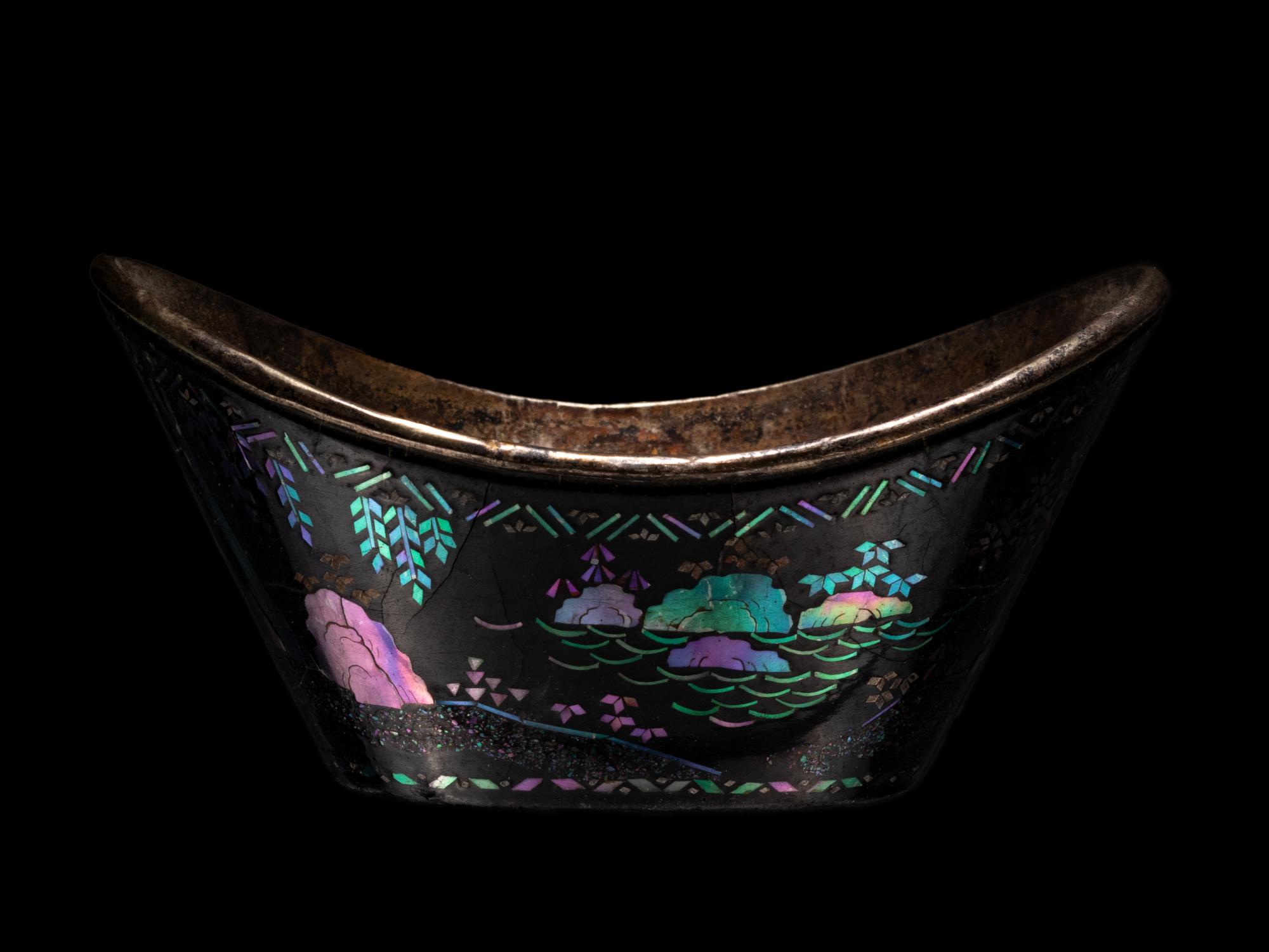 A Set of Six Mother-of-Pearl Inlaid Black Lacquer Ingot-Form Cups