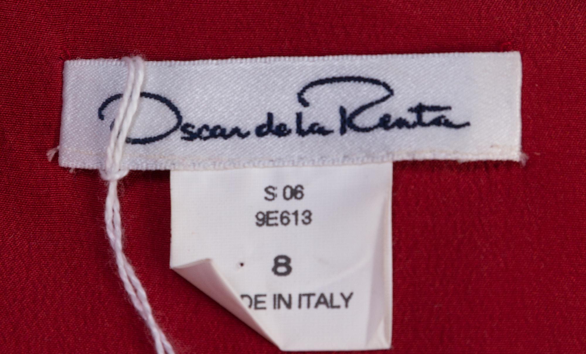 An Oscar de la Renta Orange Silk Shift Dress, Size 8.