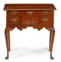 Queen Anne cherrywood dressing table new england, second half 18th century