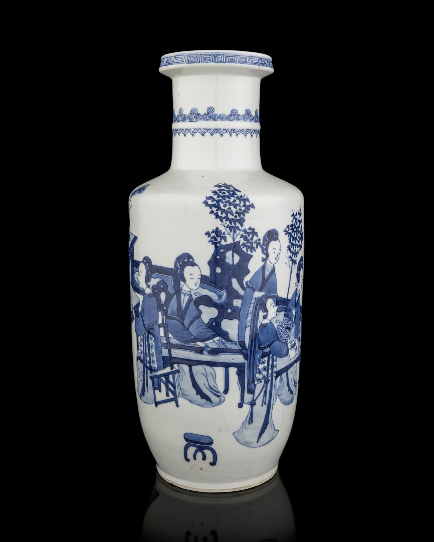 A Chinese Blue and White Porcelain 'Ladies' Rouleau Vase