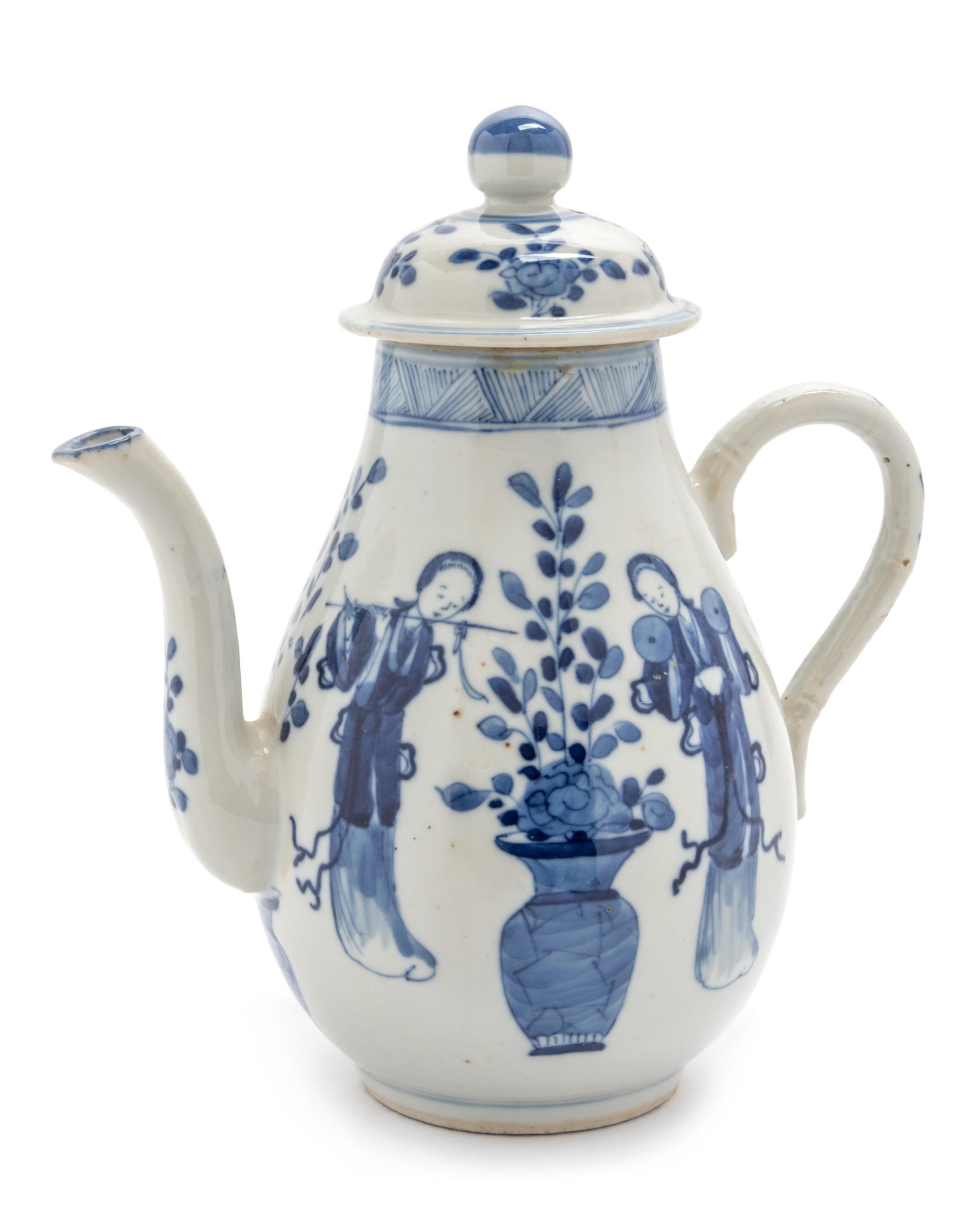 A Chinese Blue and White Glazed Porcelain Teapot Height 9 1/4 inches. — 19TH CENTURY