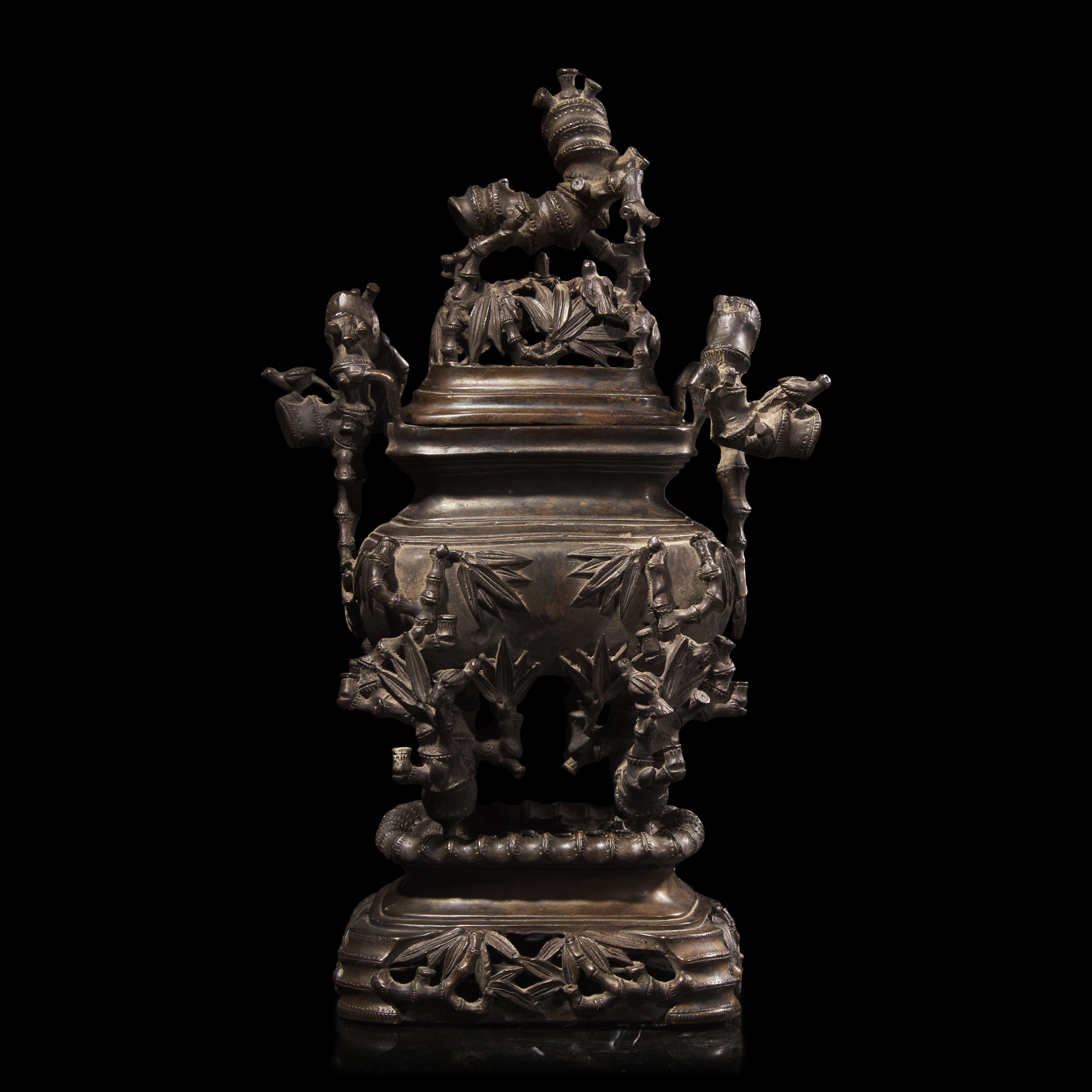 A Small Chinese Bronze 'Bamboo and Birds' Covered Censer, 19th-Early 20th Century 晚清民國 歲寒三友紋銅爐