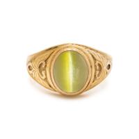 CAT'S EYE CHRYSOBERYL AND YELLOW GOLD RING