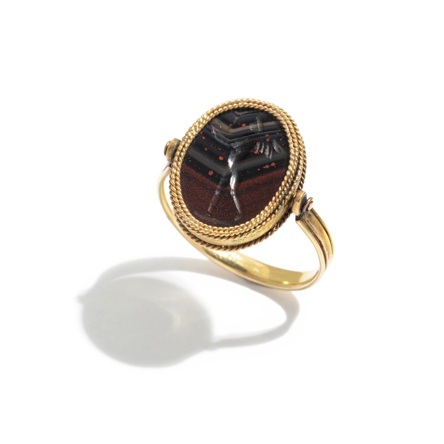 Two Roman Agate Ring Stones with the Demigod Achilles Before the Ashes of Patroclus and the God Eros — Set in a gold swivel ring