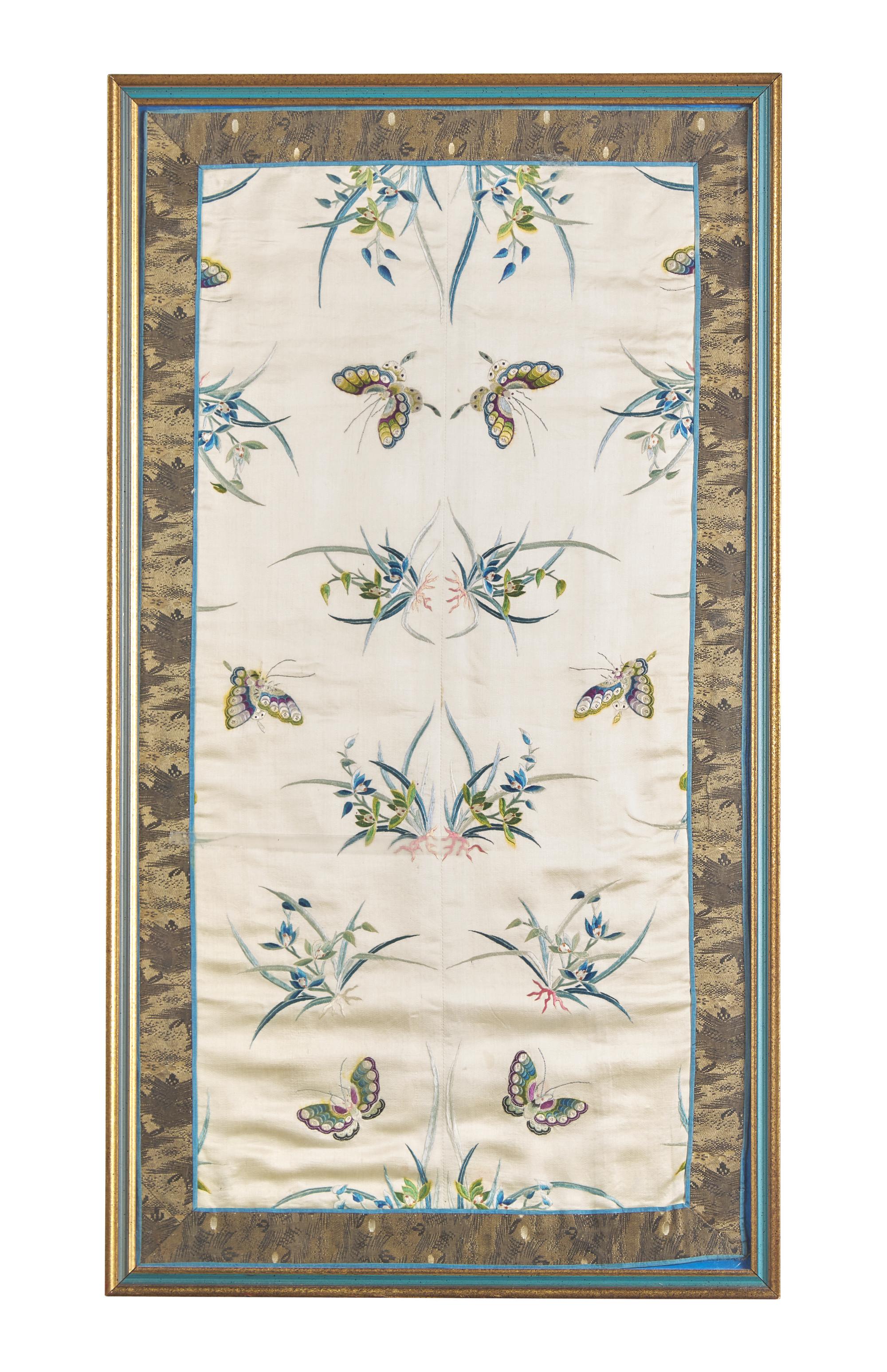 Three Chinese Embroidered Silk Panels, Late Qing/Republic Period 晚清/民國 挽袖鏡框三種