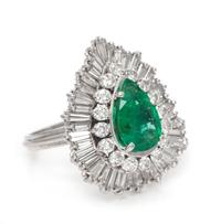 A Platinum, Emerald and Diamond Ring, 10.10 dwts.