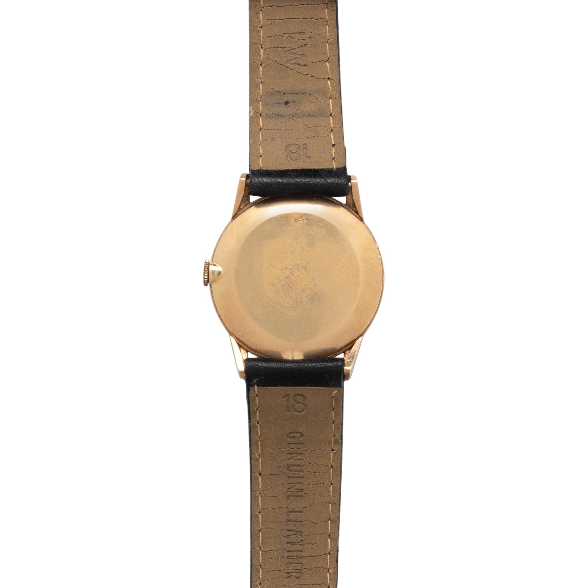 LeCOULTRE, 14K YELLOW GOLD WRISTWATCH