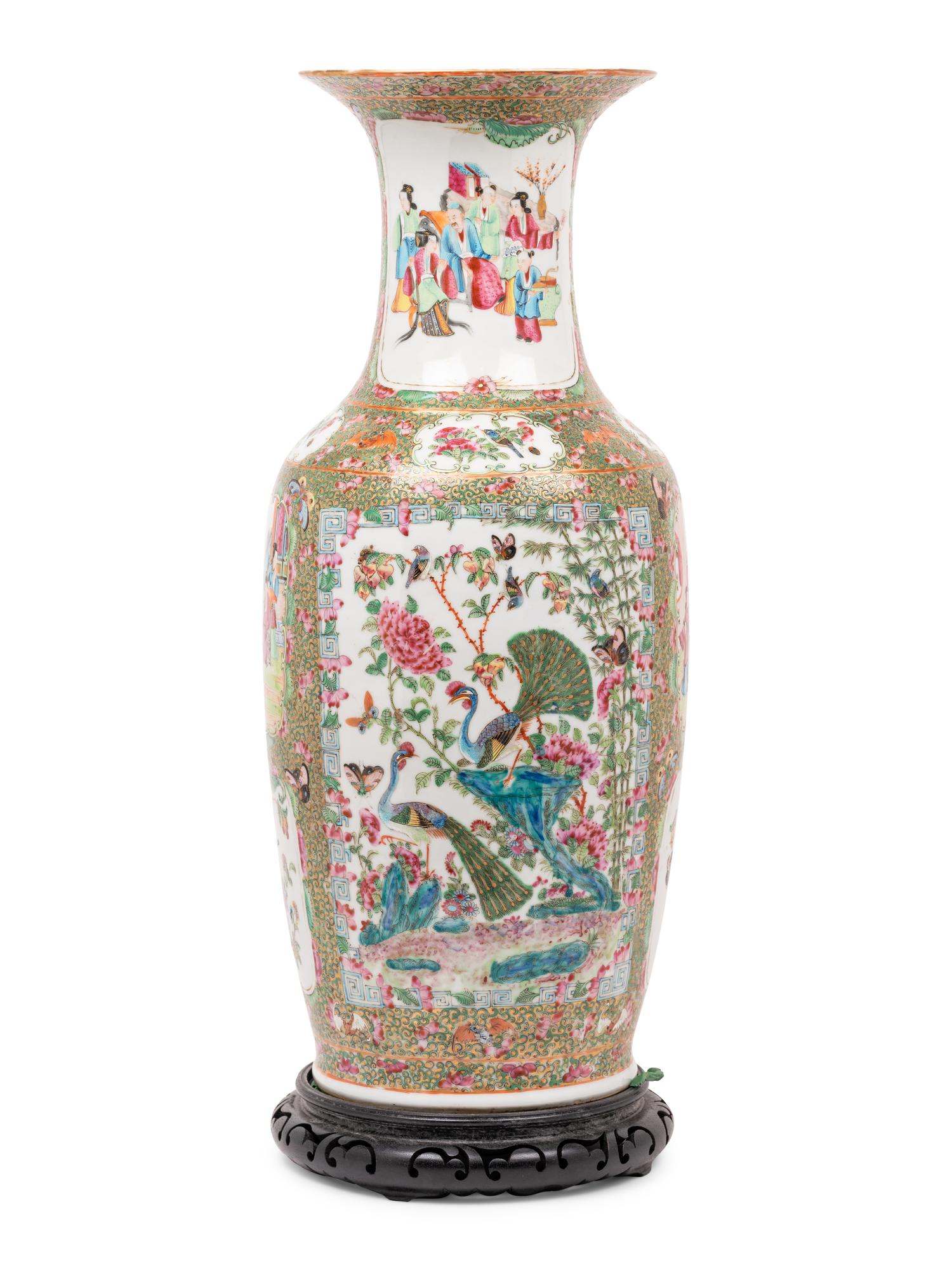 A Chinese Export Rose Medallion Porcelain Baluster Vase