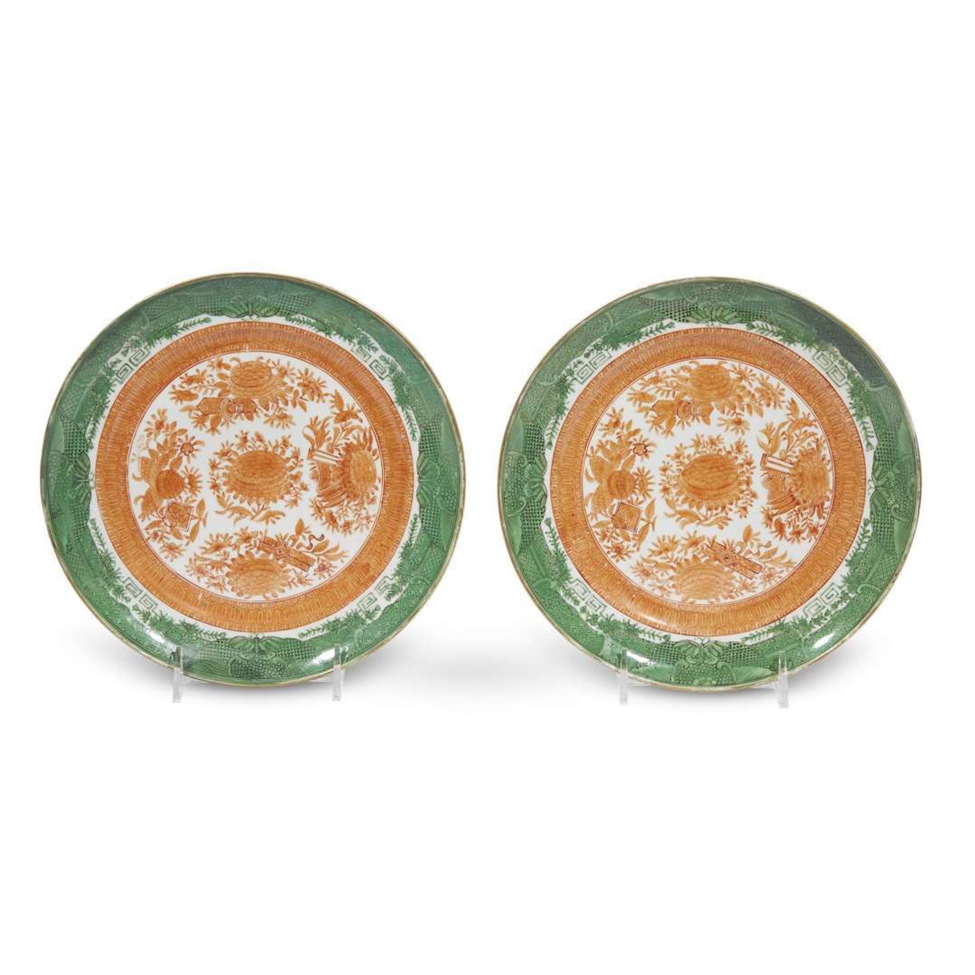 A pair of rare Chinese export orange and green 'Fitzhugh' pattern dishes 19th century