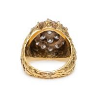 DIAMOND AND YELLOW GOLD RING