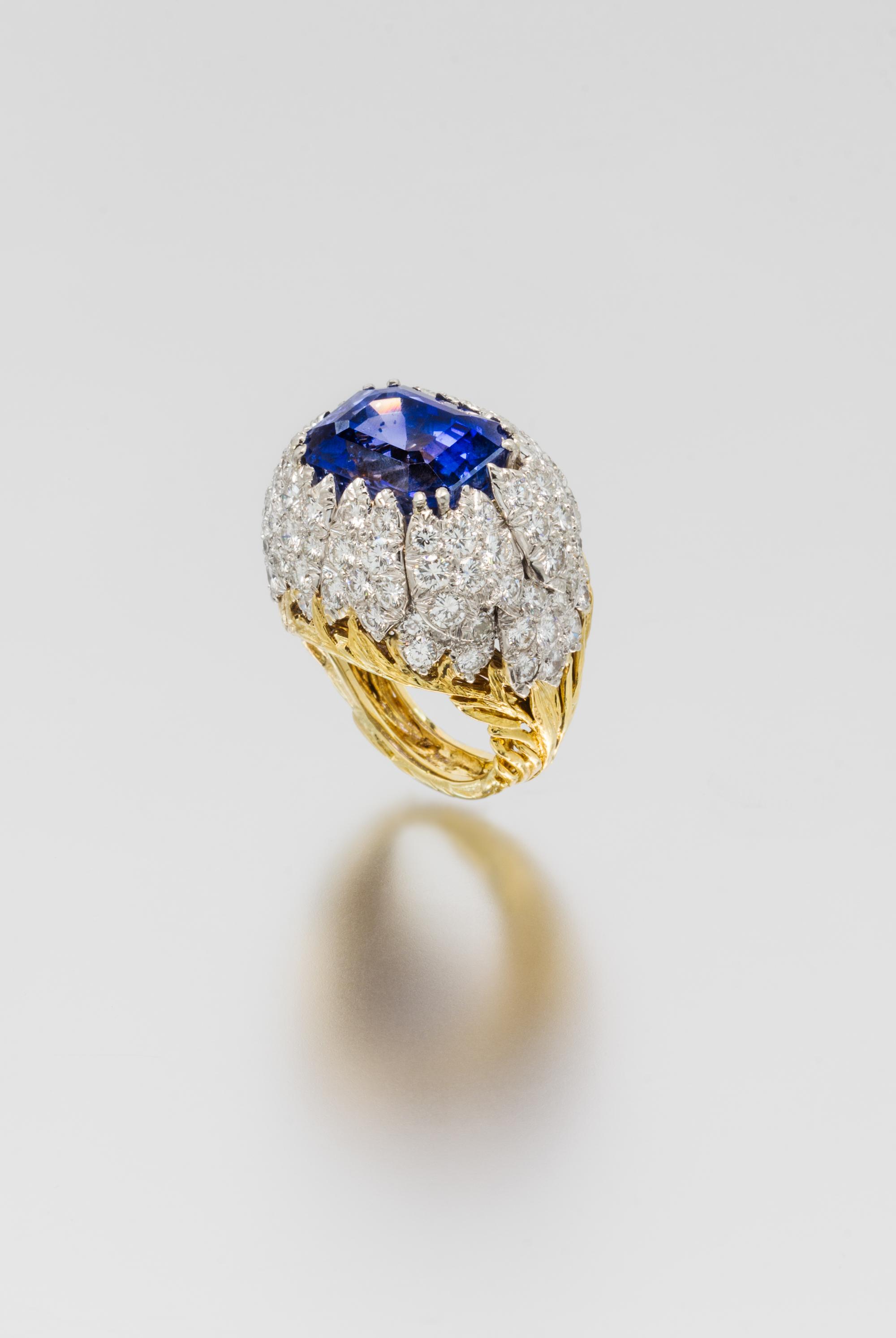 A Platinum, 18 Karat Yellow Gold, Sapphire and Diamond Ring, David Webb, 14.80 dwts.