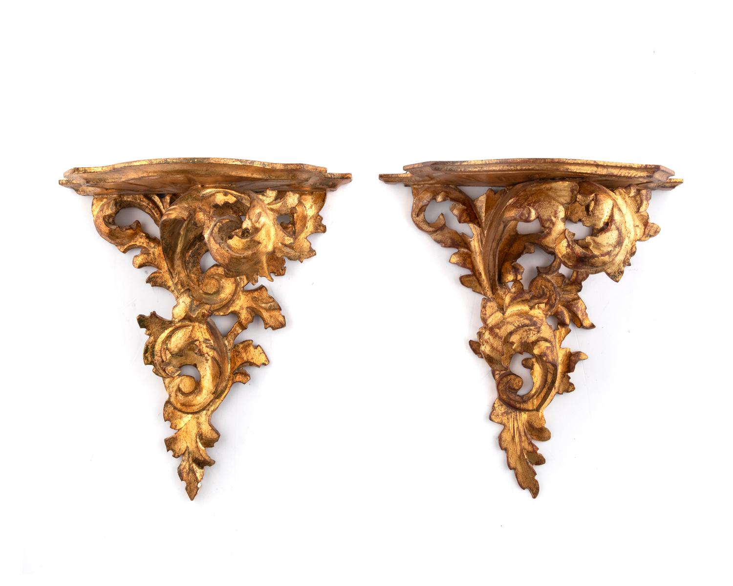 A Pair of Chinese Export Porcelain Phoenix Birds with Italian Giltwood Brackets