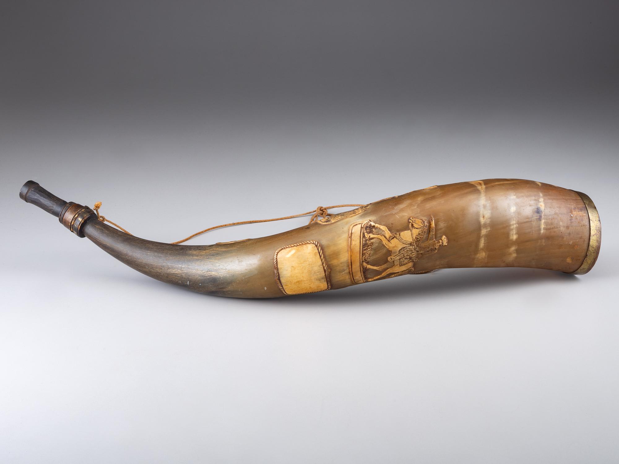 [REVOLUTIONARY WAR]. Mexican hunting horn commemorating the Battle of Lexington.