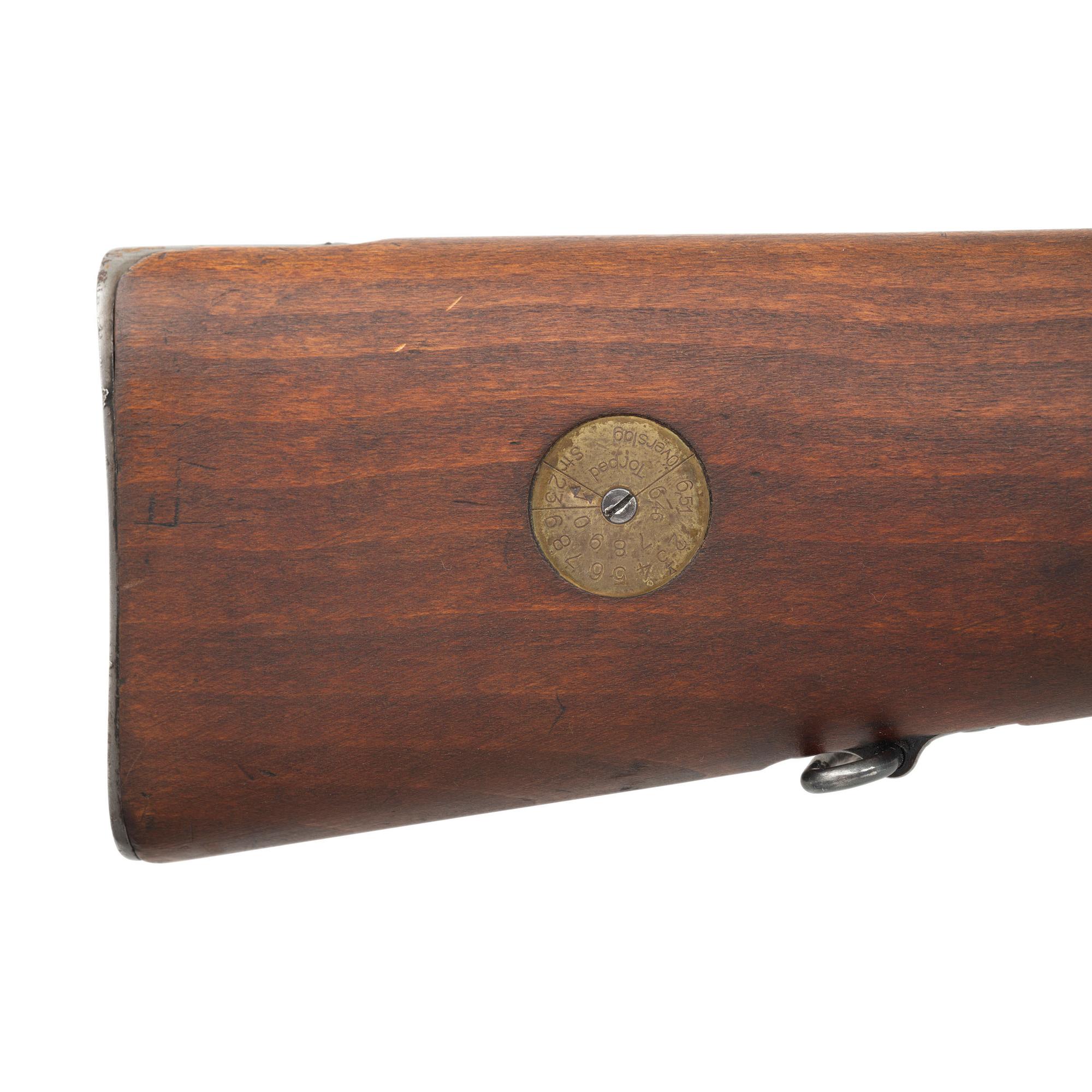 **Swedish Mauser M1938 Short Rifle with Flash Suppressor