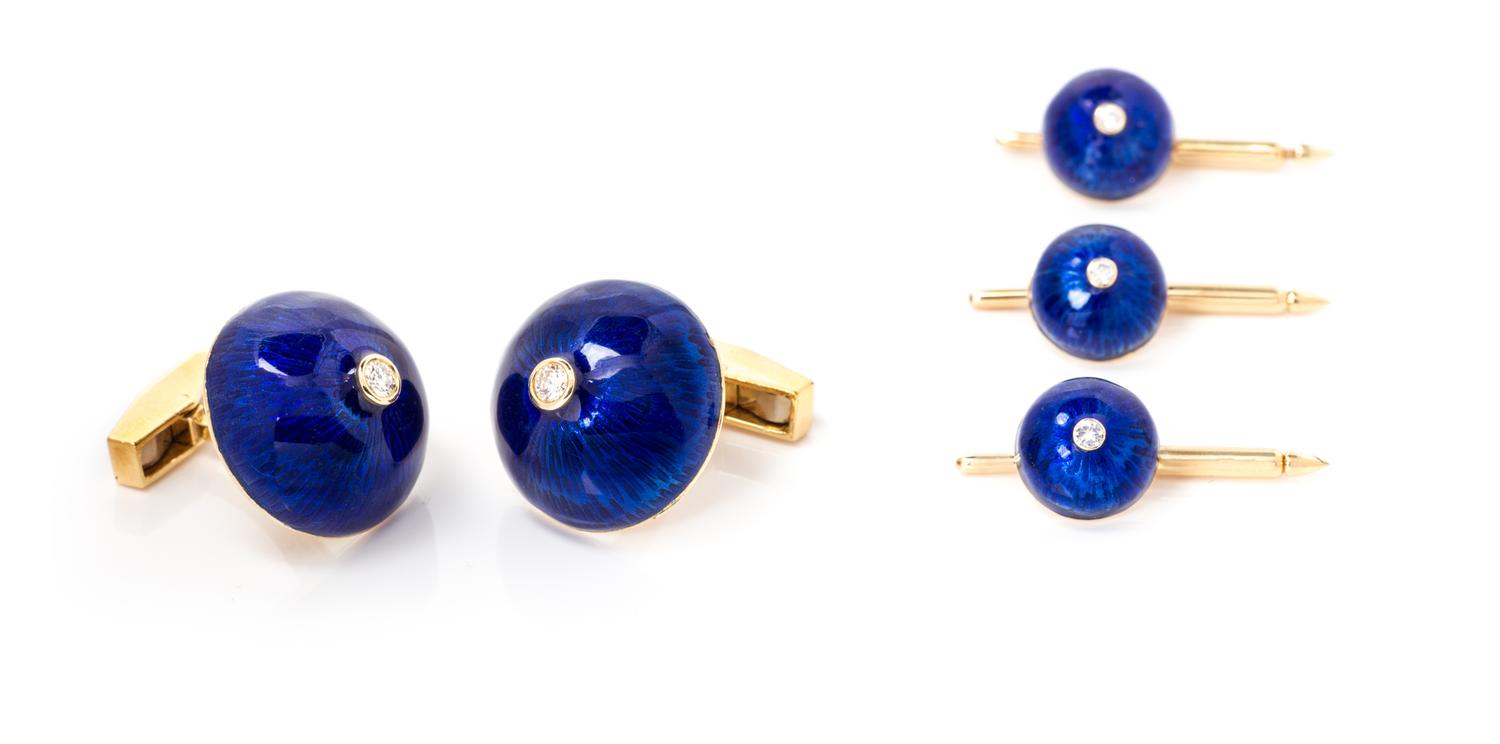 An 18 Karat Yellow Gold, Diamond and Enamel Dress Set, 19.00 dwts.