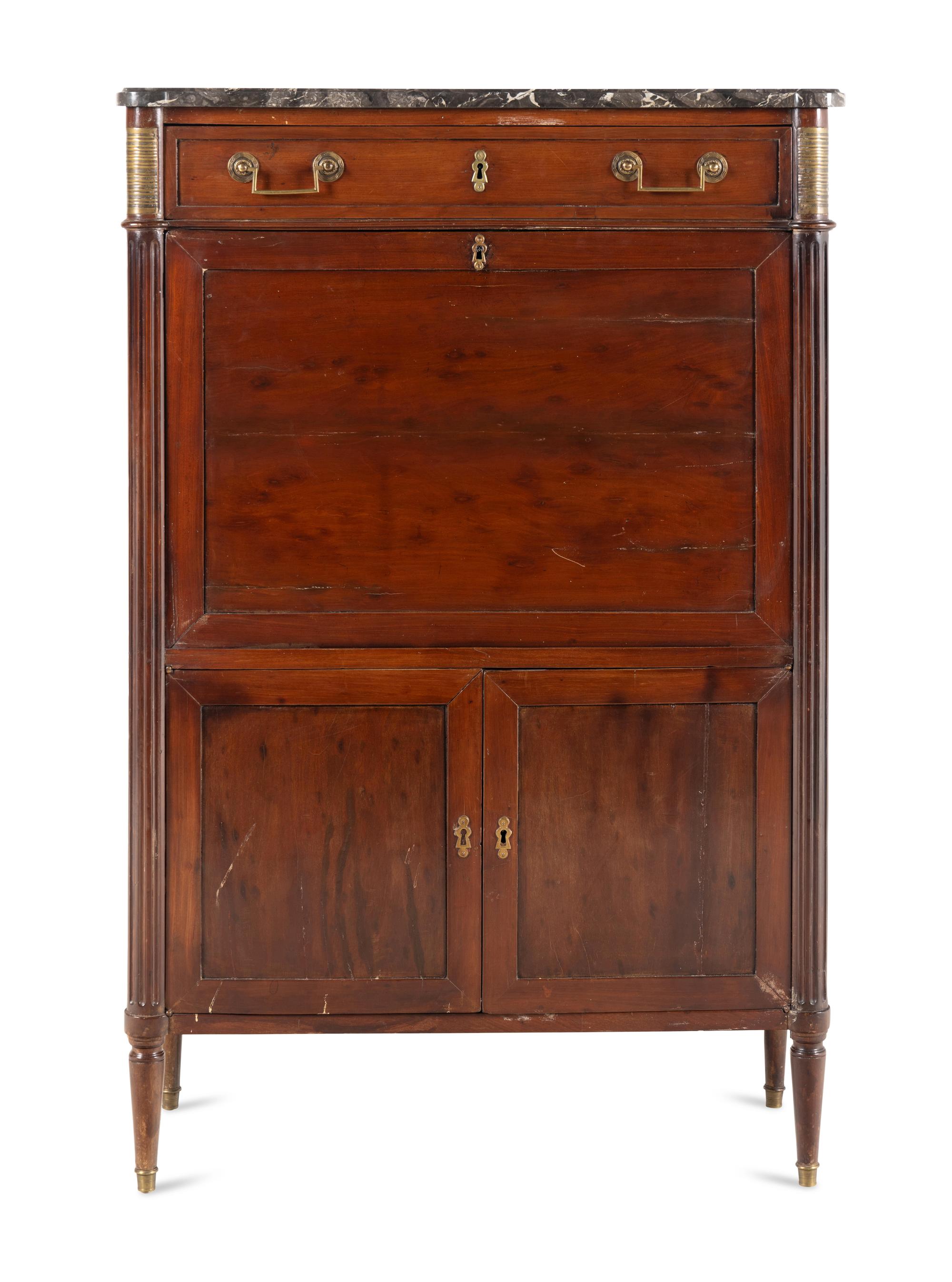 A French Mahogany Secrétaire à Abbatant