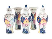 A Chinese Export Tobacco Leaf Porcelain Five-Piece Garniture